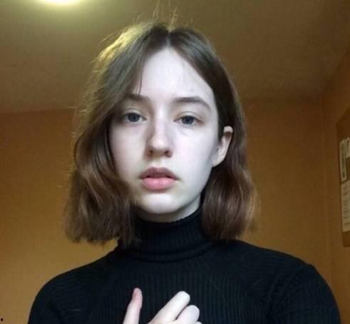 欧美红衣卷发男生视频大全